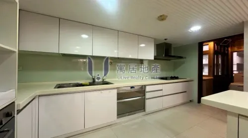 4 bedrooms apartment for rent in Shilin District, Taipei City | TWD 120 000 | 66 ping slide 14