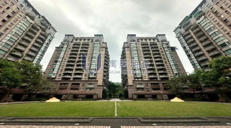 4 bedrooms apartment for rent in Shilin District, Taipei City | TWD 120 000 | 66 ping slide 15