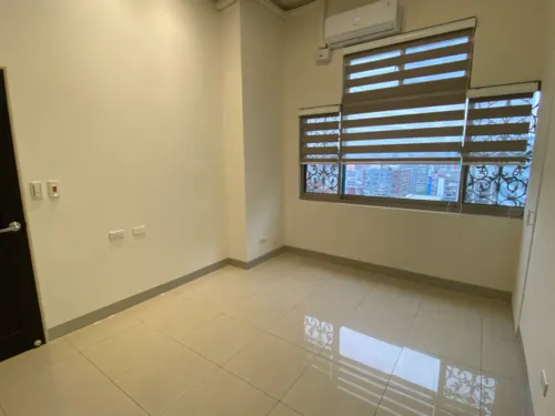 2 bedrooms apartment for rent TWD 39 000 - 16 ping - Xinyi District, Taipei City slide 2