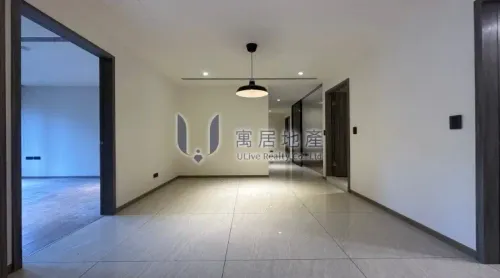 Apartment for rent TWD 155 000 - Zhongyi Street - 3 bedrooms