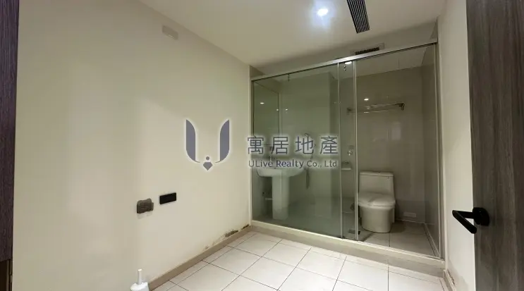 5 bedrooms apartment for rent TWD 190 000 - 51 ping - Shilin District, Taipei City slide 13