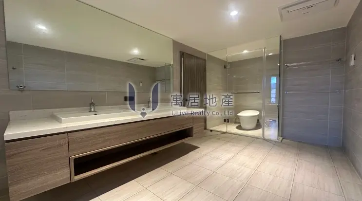 5 bedrooms apartment for rent TWD 190 000 - 51 ping - Shilin District, Taipei City slide 15