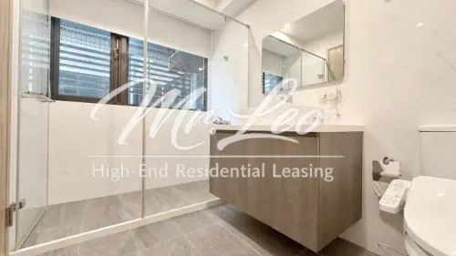 Apartment for rent NT$ 123 000 - Lane 41, Sanchong Road - 4 bedrooms